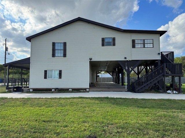 House for sale in Hitchcock, Texas