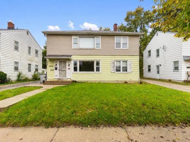 House for sale in Milwaukee, Milwaukee County