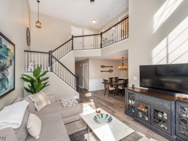 Townhouse for sale in Bridgewater, New Jersey