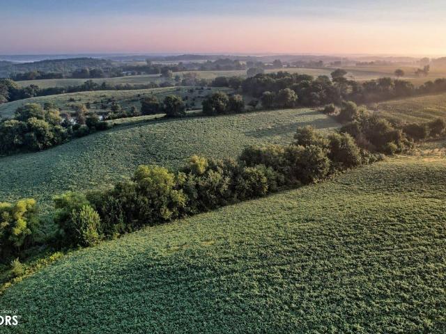 Farm for sale in Chariton, Iowa