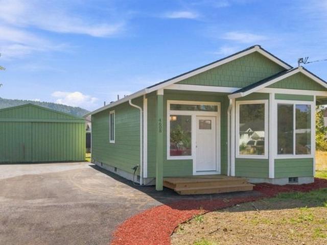 House for sale in Oregonia