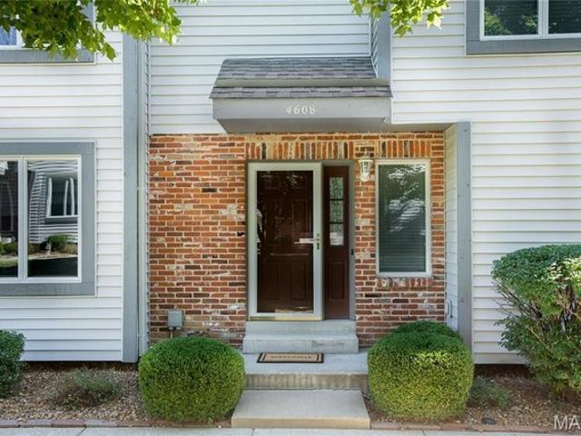Townhouse for sale in Saint Charles, Missouri