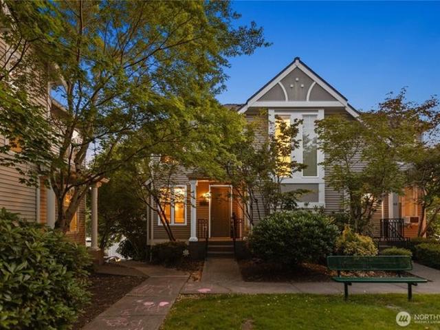 Townhouse for sale in Sammamish, Washington