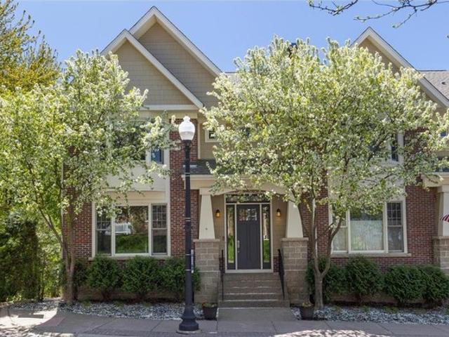 Townhouse for sale in Hennepin, Minnesota