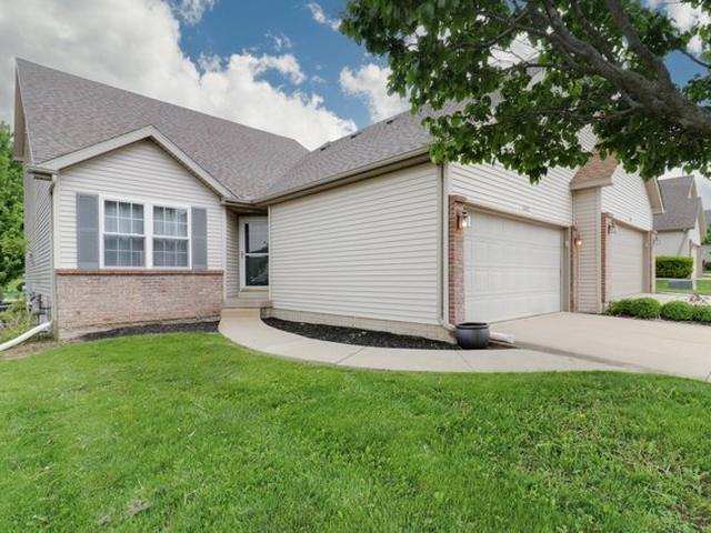 Townhouse for sale in Mclean, Illinois