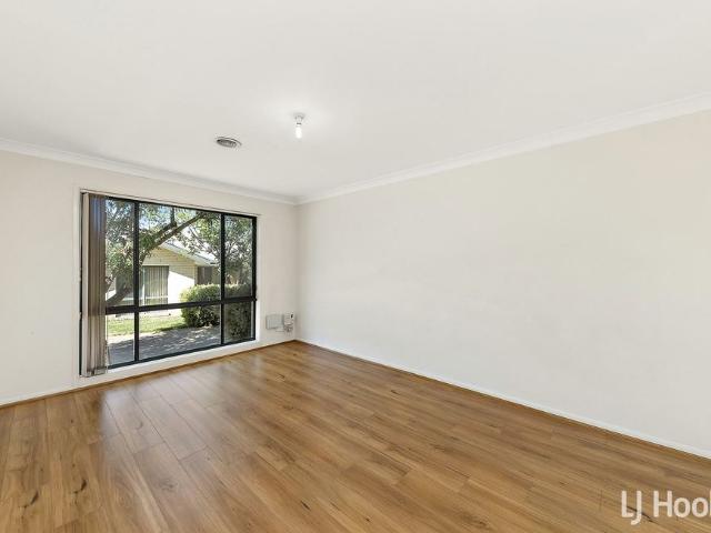 Townhouse for rent in Amaroo, Australian Capital Territory