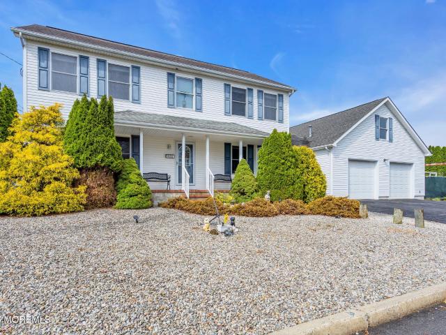 House for sale in Lanoka Harbor, New Jersey
