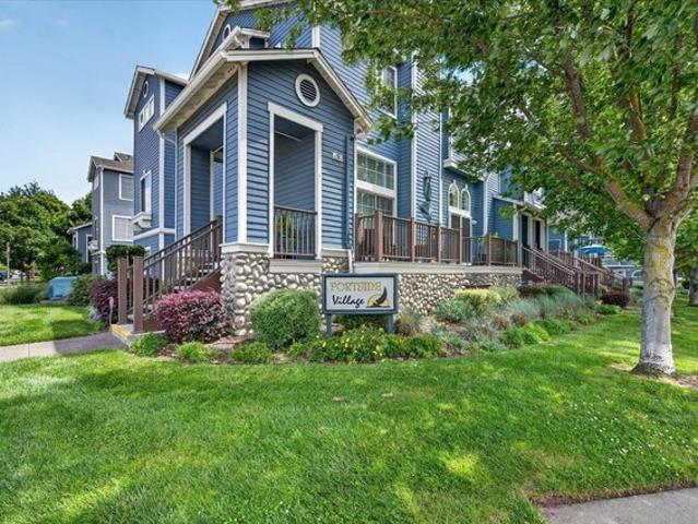 Condo for sale in Solano, California
