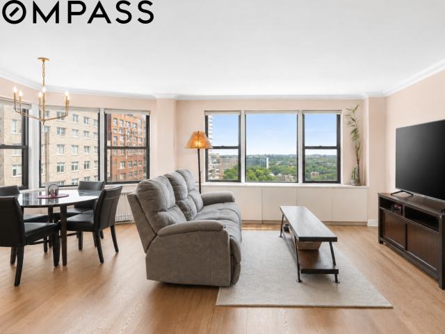Condo for sale in Arverne, New York