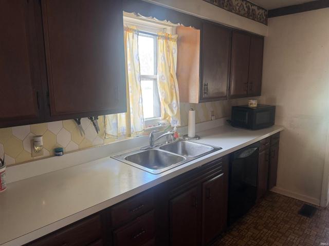 House for sale in Russiaville, Indiana