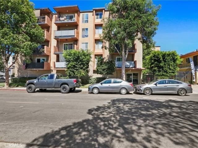 Condo for sale in Long Beach, California