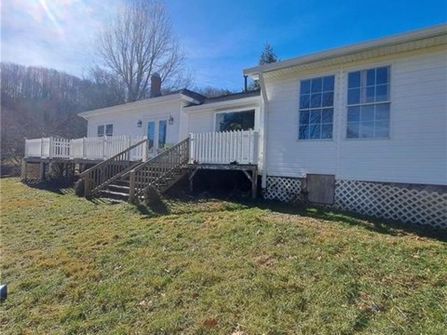 House for sale in Avery, North Carolina