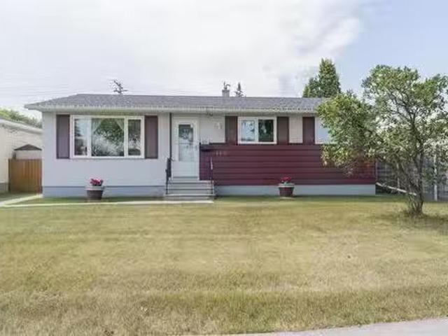 House for sale in East St. Paul, Manitoba