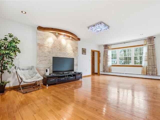 House for sale in Mercer, Pennsylvania