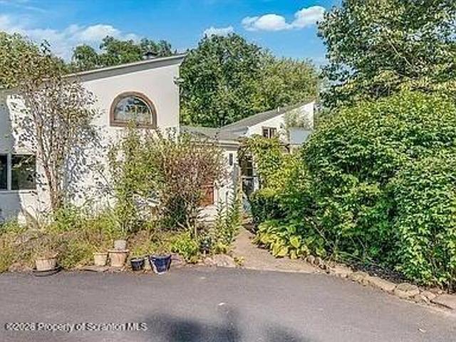 House for sale in Reeders, Pennsylvania