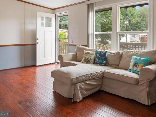 House for sale in Lothian, Maryland