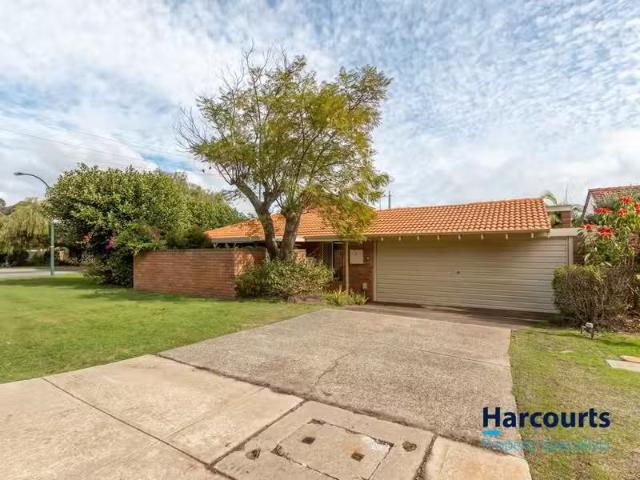 House for rent in Como, Western Australia