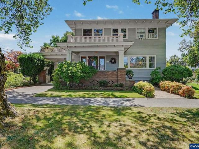 House for sale in Oregonia