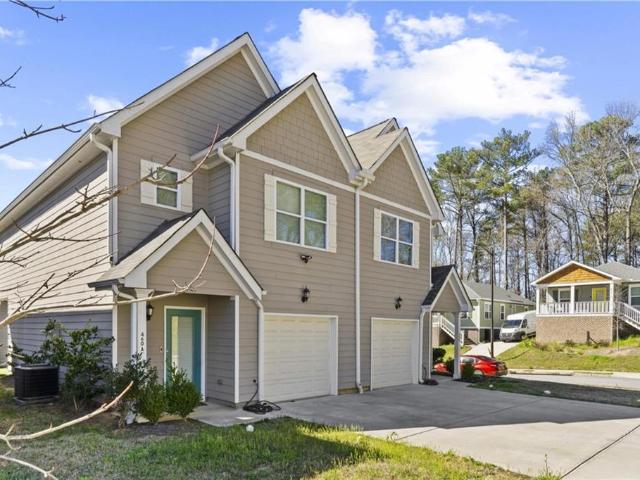 Townhouse for sale in Atlanta, Georgia