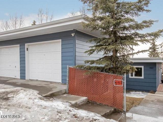 House for sale in Alaska