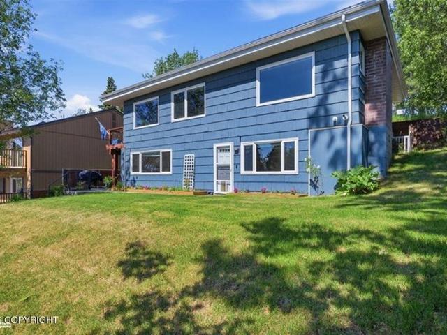House for sale in Alaska