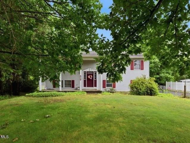 House for sale in Colonie, New York