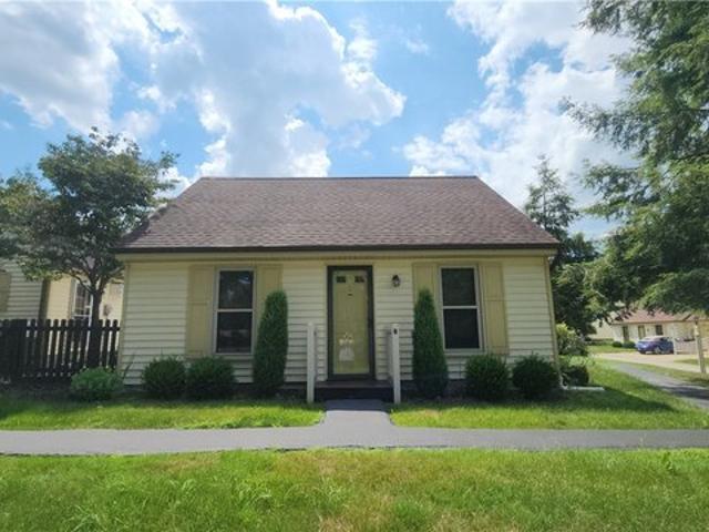 Condo for sale in New Waterford, Ohio