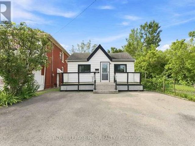 House for sale in Niagara, Ontario