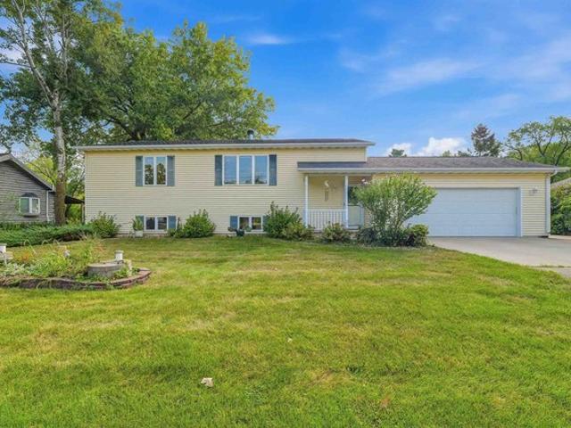 House for sale in Omro, Wisconsin