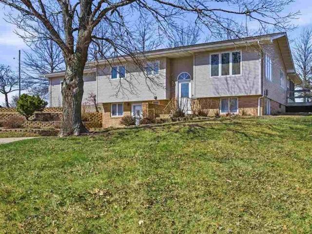 House for sale in Deep River, Iowa