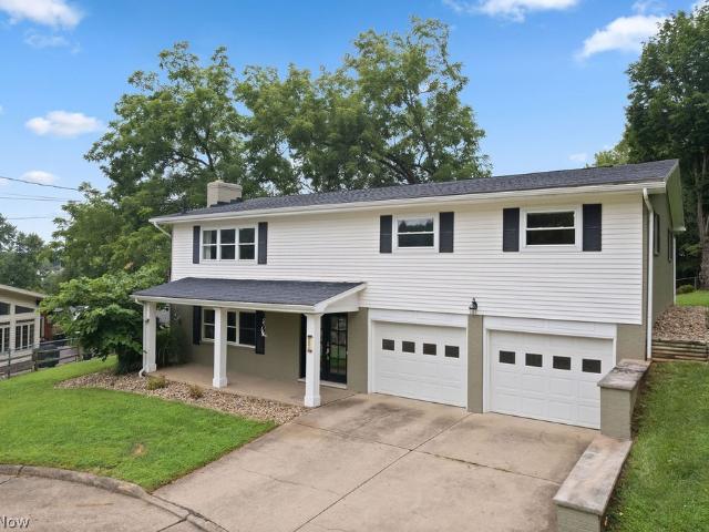 House for sale in Vienna, West Virginia