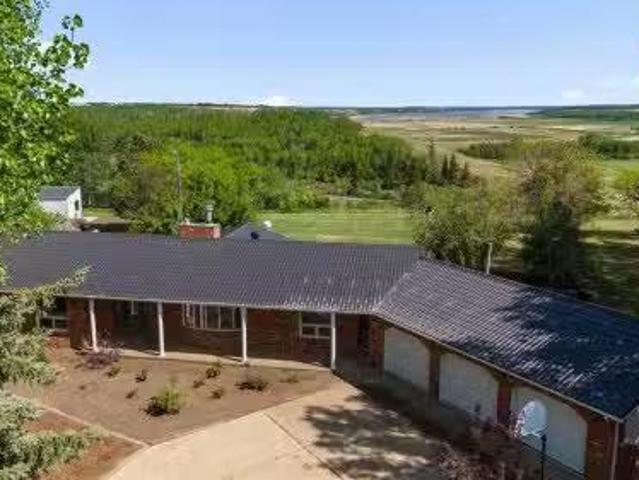 House for sale in Alberta