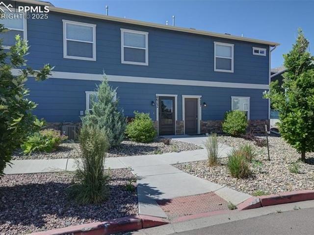 Townhouse for sale in Colorado Springs, Colorado