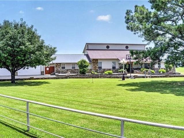 House for sale in Sallisaw, Oklahoma