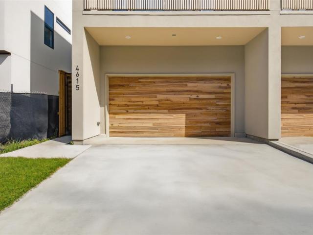 House for sale in Dallas, Texas
