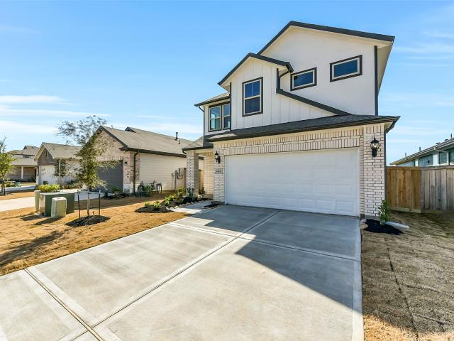 House for sale in Pinehurst, Texas