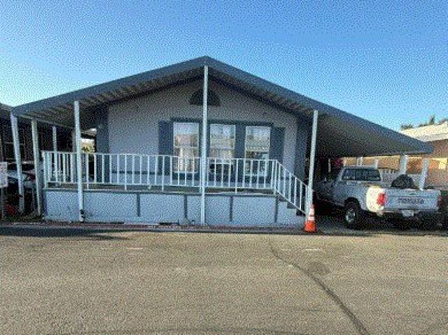 House for sale in Oceanside, San Diego County