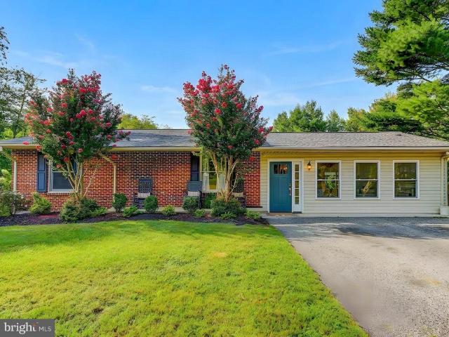 House for sale in Gross Mill Estates, Hampstead
