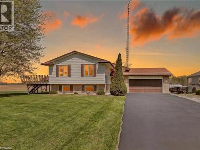 House for sale in Ontario