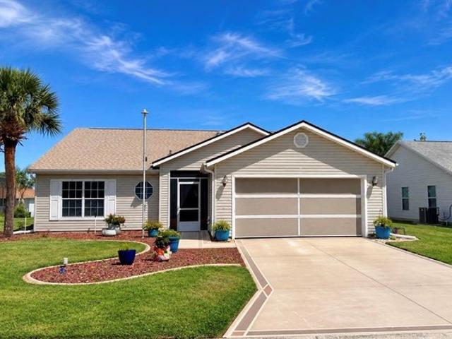 House for sale in Leesburg, Lake County