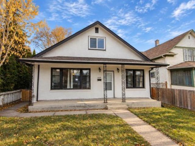 House for sale in Parkvale, City of Red Deer