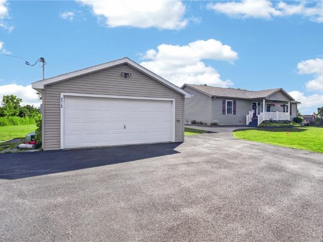 House for sale in Oneida, New York