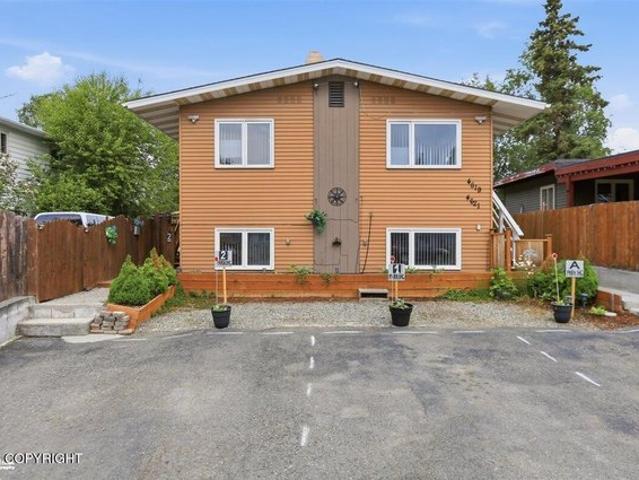 House for sale in Alaska