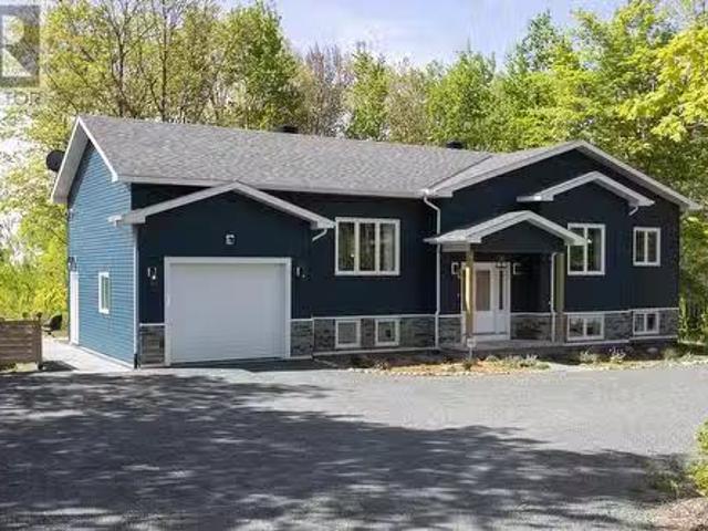 House for sale in Sault Sainte Marie, Ontario