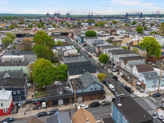 Commercial for sale in Elizabeth, New Jersey