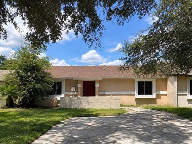 Townhouse for sale in Apopka, Florida