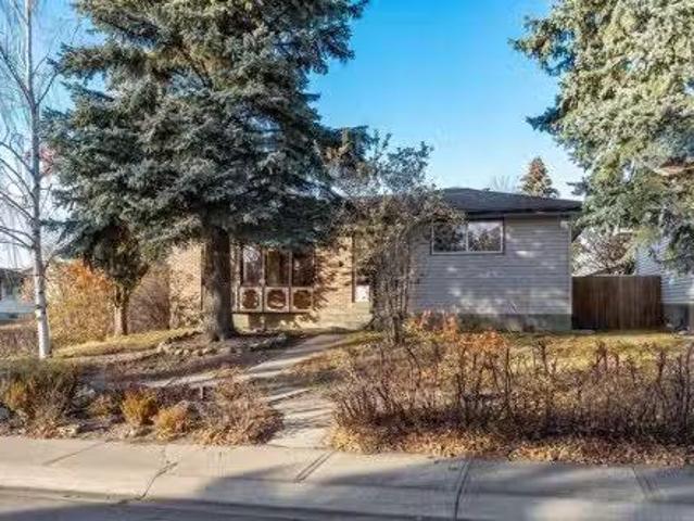 House for sale in Northwest, Alberta
