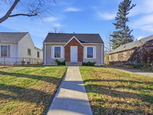 House for sale in Hennepin, Minnesota