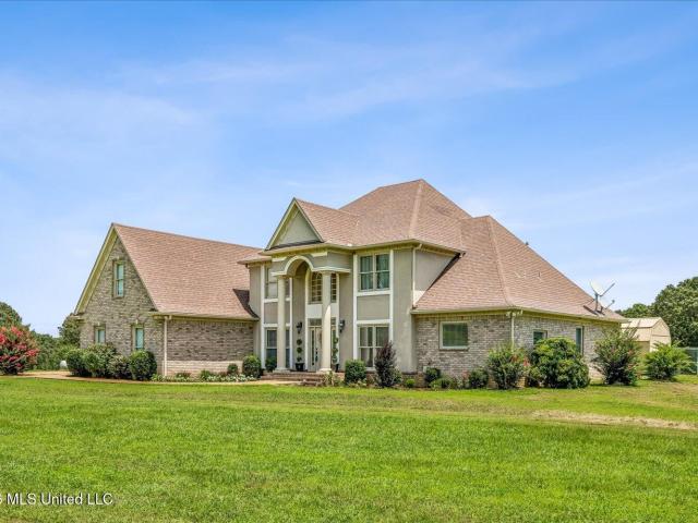 House for sale in Byhalia, DeSoto County