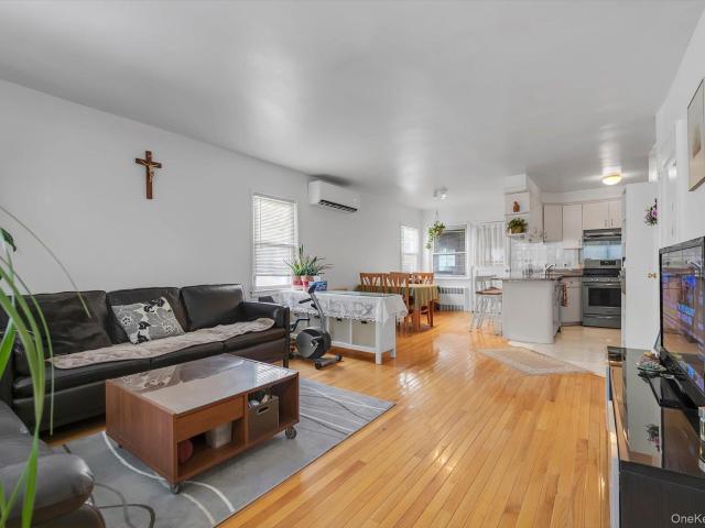 House for sale in Oakland Gardens, New York